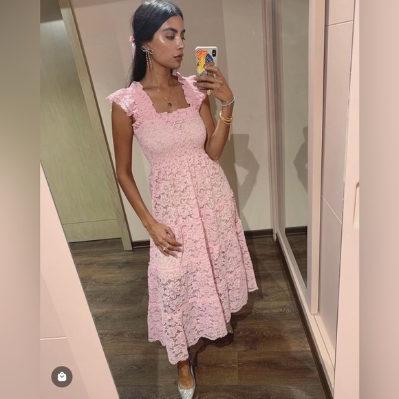 Hill House Dresses & Skirts - Hill House The Collector's Edition Lace Ellie Nap Dress in Pink Lace